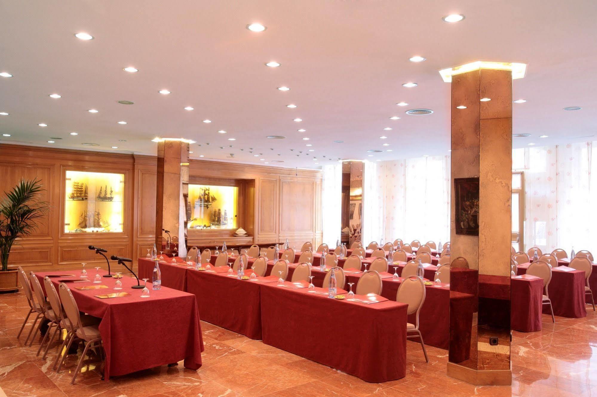 Regencia Colón Barcelona Exterior foto